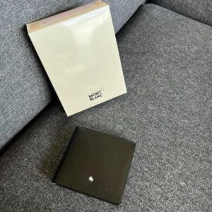 經典滑面牛皮8卡短夾 黑