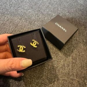 滿載LOGO耳環 金
