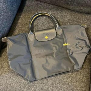 LE PLIAGE CLUB 系列 刺繡LOGO尼龍 短 M 鐵灰