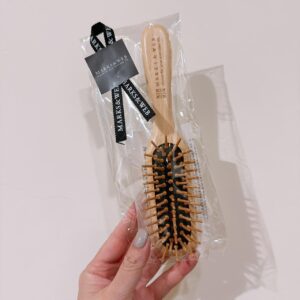 日本知名品牌 MARKS & WEB 木質髮梳