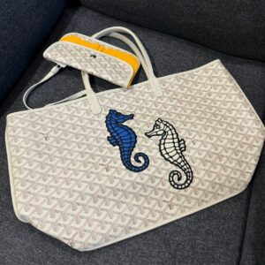 ANJOU PM SEAHORSE EMBROIDERY  雙面托特包《極限量海馬版》 米白 Sand