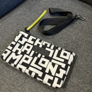 LOGO滿載手機包 白黑