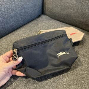 LE PLIAGE CLUB 系列 刺繡LOGO尼龍 化妝包 黑