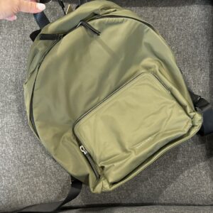 尼龍拉鍊後背包 軍綠