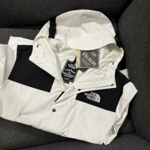 THE NORTH FACE  M'S ECO GORE TEX MOUNTAIN JACKET登山外套 男版 NJ2GQ50B 白拼黑XL