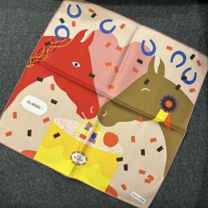 45*45方型絲巾 超人氣♥️我們結婚了🐎紅馬♥️棕馬