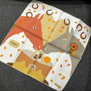 45*45方型絲巾 超人氣♥️我們結婚了🐎橘馬♥️卡其馬