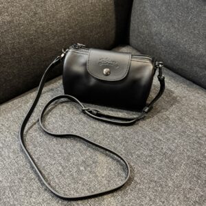 LE PLIAGE XTRA 系列 圓筒包 黑