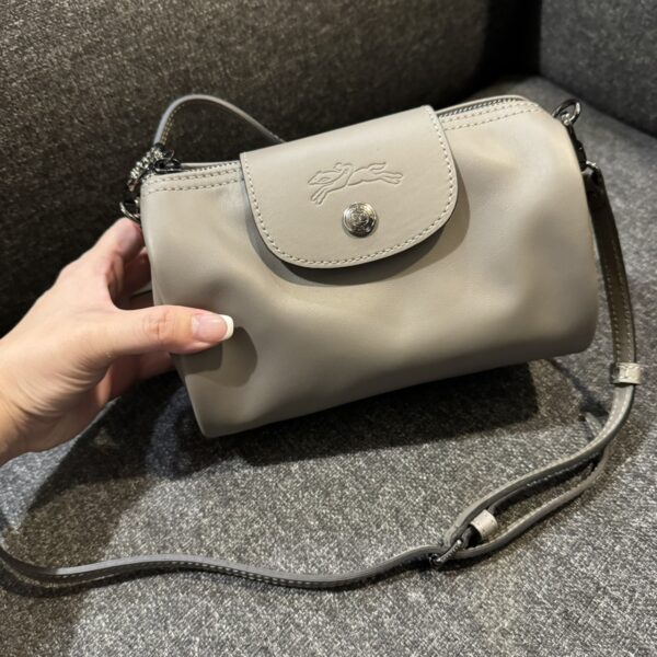 LE PLIAGE XTRA 系列 圓筒包 灰：圖片 2