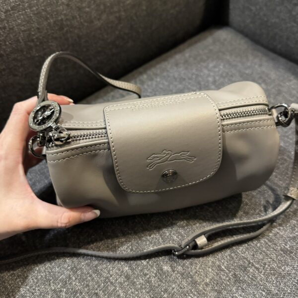 LE PLIAGE XTRA 系列 圓筒包 灰：圖片 3