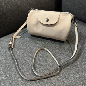 LE PLIAGE XTRA 系列 圓筒包 裸粉