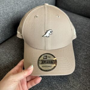 SPORT B. X New Era 9FORTY 恐龍LOGO棒球帽 卡其