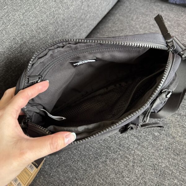 THE NORTH FACE 多口袋斜背包NN2PR48 黑：圖片 4