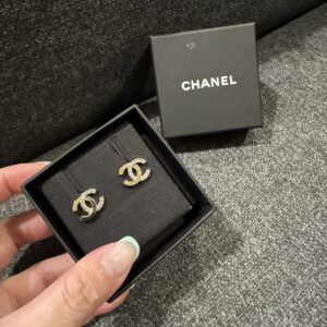 小半鑽LOGO耳環 金