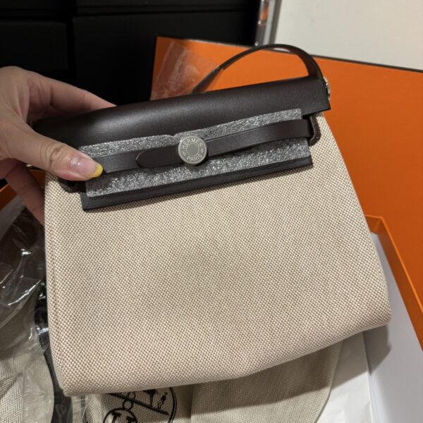 Herbag 20 烏木色拼米銀：圖片 2