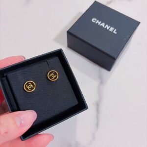 Store 970 鈕扣耳環 黑金