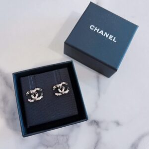 精緻拼接LOGO耳環