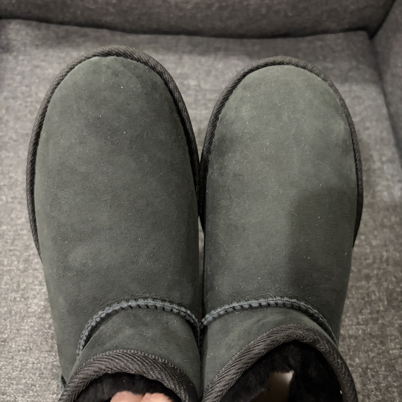 澳洲知名雪靴品牌 JUMBO UGG mini短靴 黑 歐碼40 5 澳洲知名雪靴品牌 JUMBO UGG mini短靴 黑 歐碼40:圖片 5