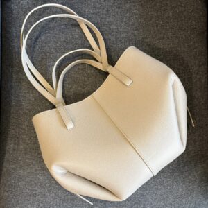 Store 457 Polene 防刮感牛皮Cyme Mini兩用菜籃包 Taupe