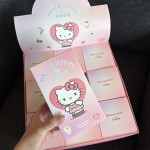 Store 173 HELLO KITTY X JISOO 聯名款 12cm吊飾盲盒