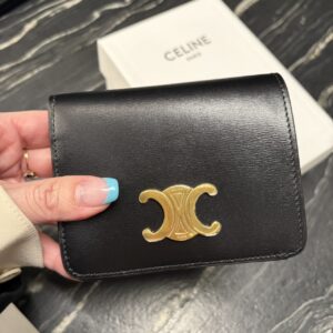 Store 842 牛皮凱旋門對開短夾 黑金
