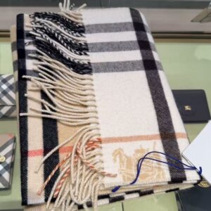 Store 826 漸層格紋圍巾 沙米拼白