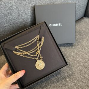 Store 128 COCO CHANEL女士錢幣系列